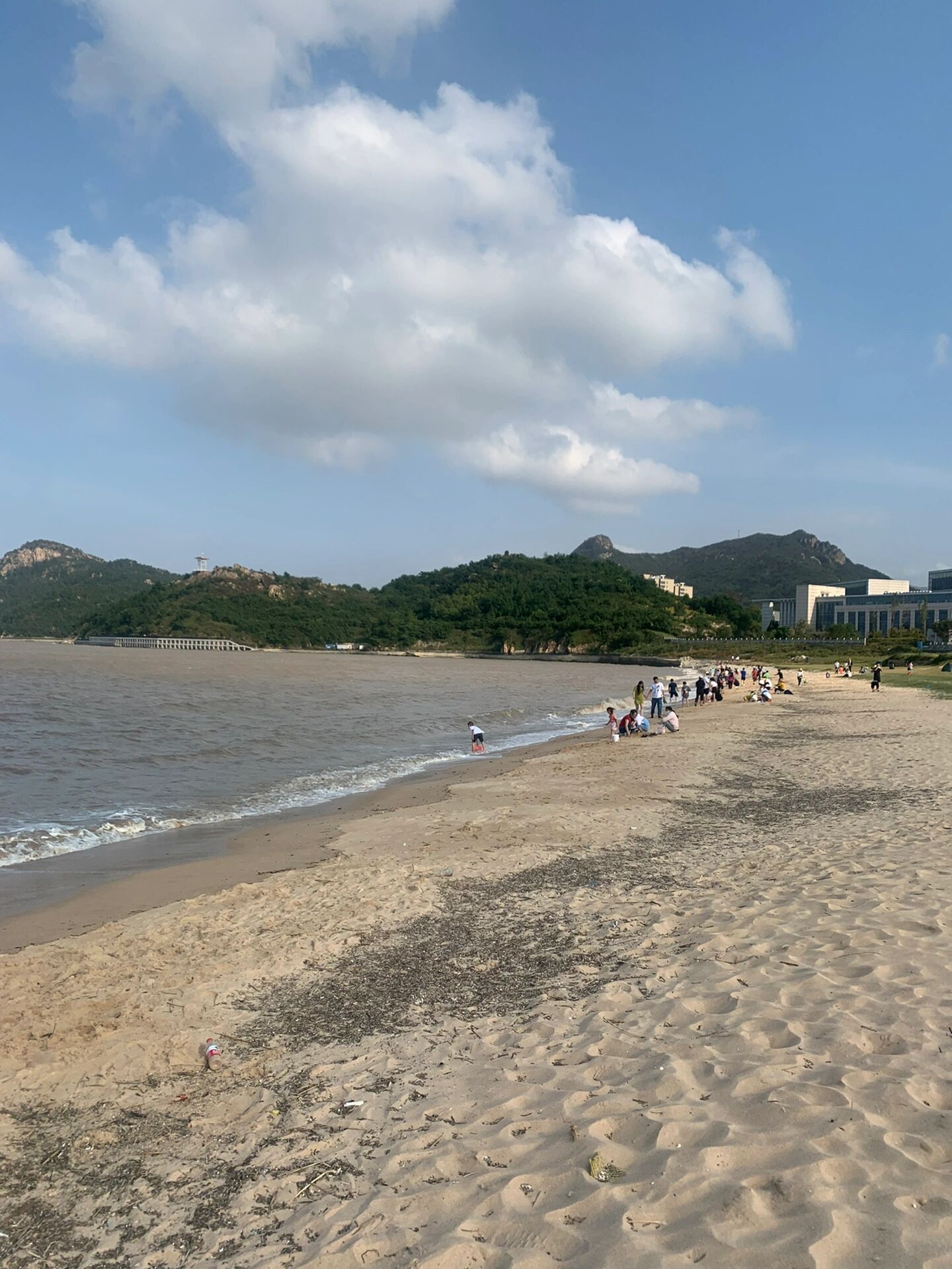 连云港旅游推荐露营野餐的海滩 西墅大沙湾很少有人知道,海滩很小