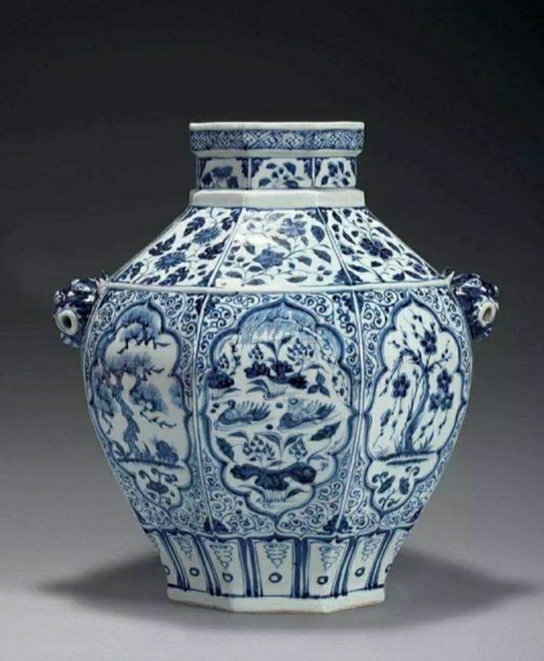 国宝档案:元青花八棱罐