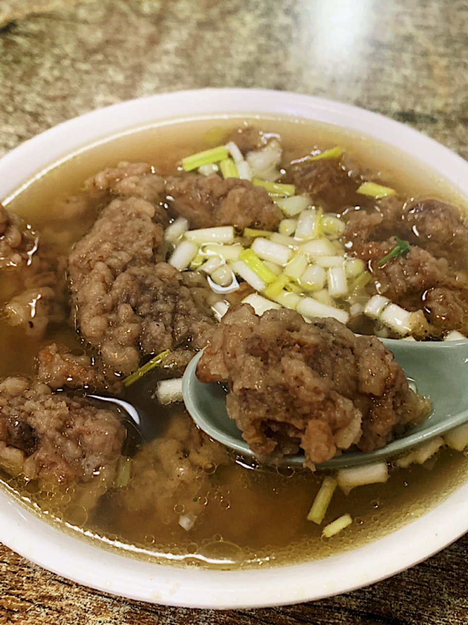 阜阳外滩 前红粉鸡 今天来吃前红粉94 店内有红粉鸡和白粉鸡两种