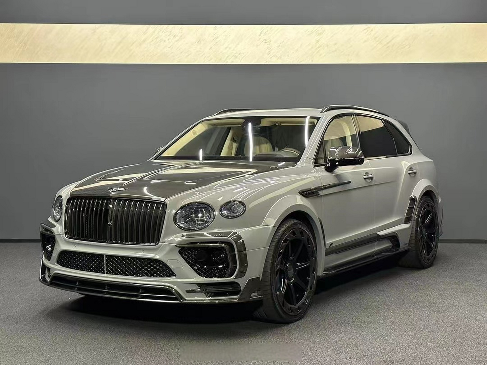 宾利添越s mansory风暴灰定制版|||#mansory迈莎锐#0202#宾利添越