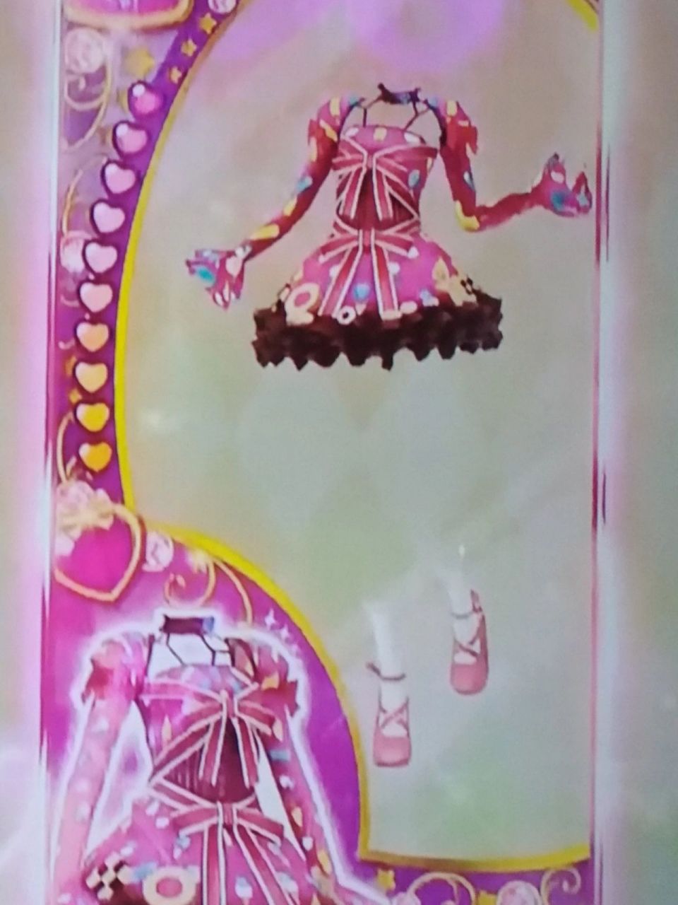 这三套是《菲梦少女》中马卡龙的套装 你们有看过《菲梦少女》吗?