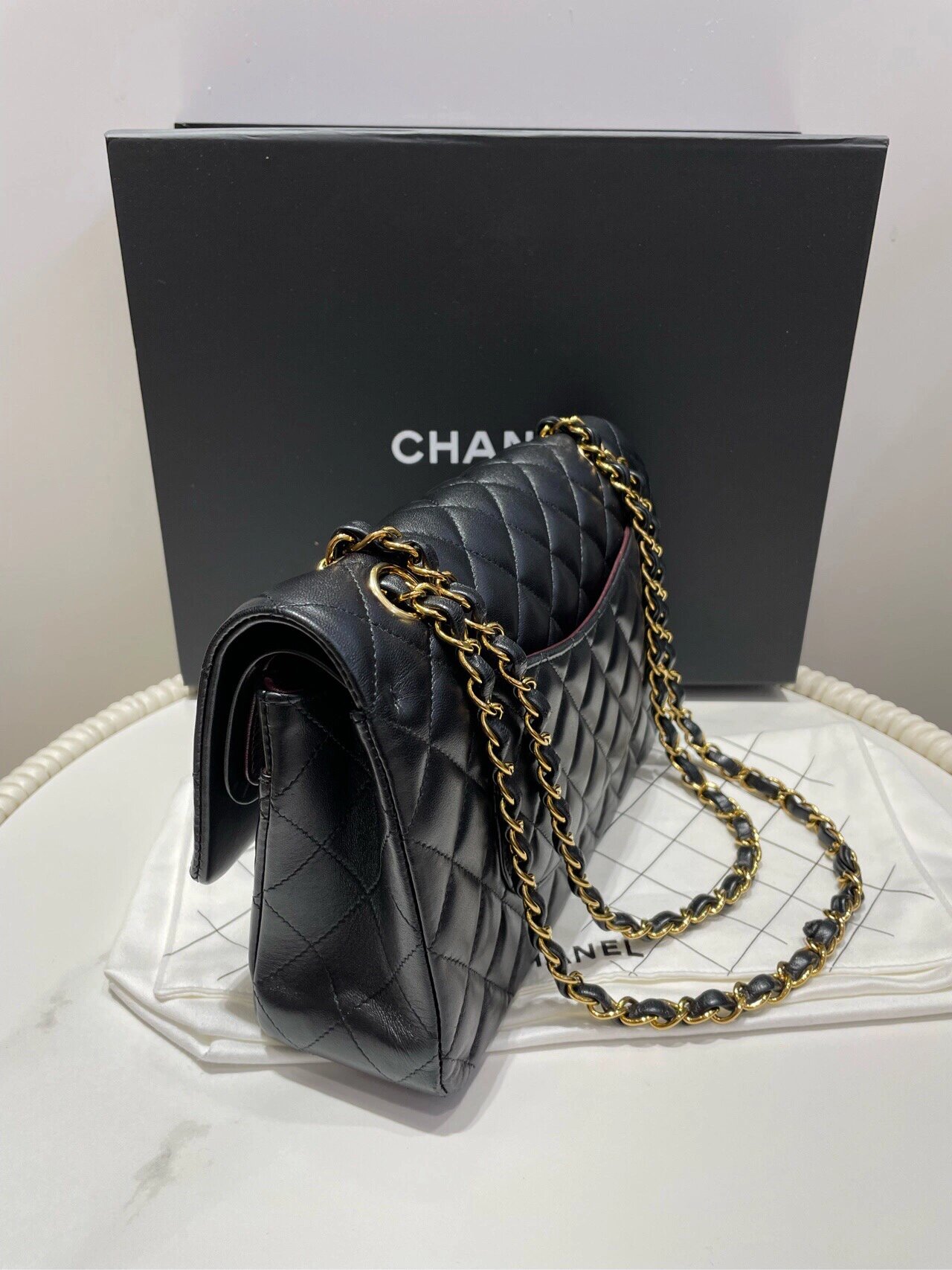 chanel/香奈儿cf小羊皮中号黑金链条包 chanel/香奈儿cf小羊皮中号