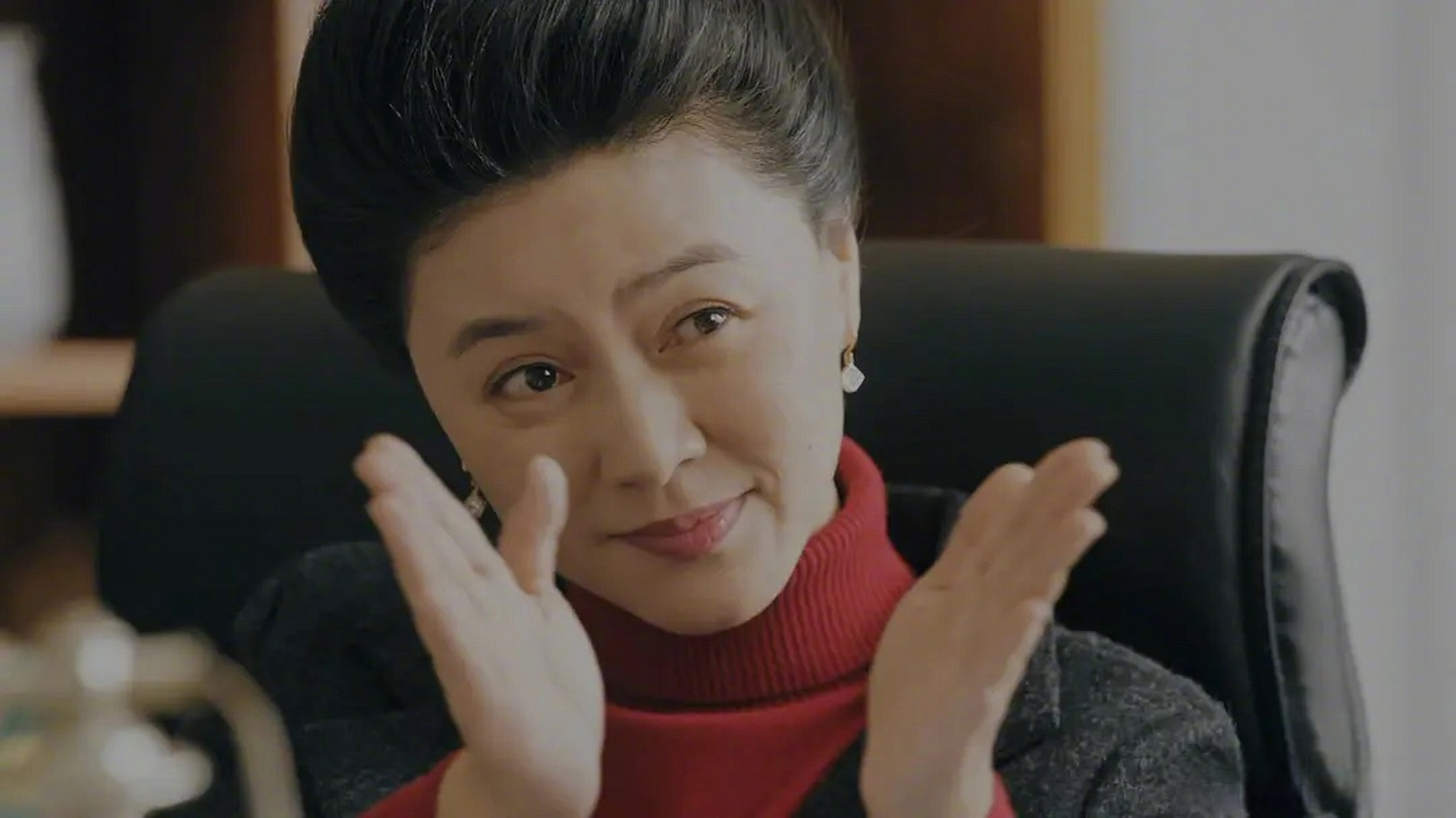 陈雪茹要入股徐慧真的手机生意,于是找到徐慧真坦白了心声,说自己早就