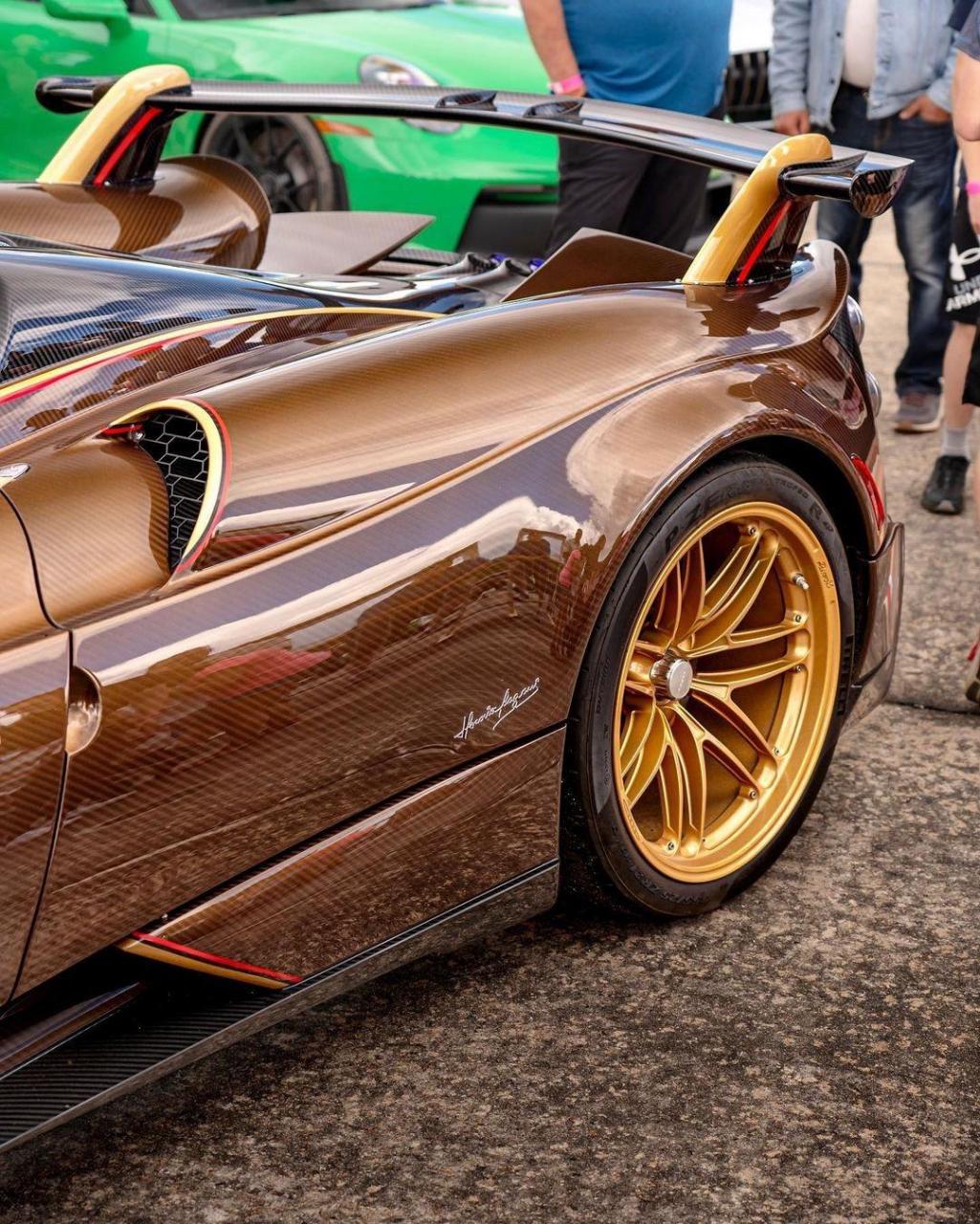 限量40台,帕加尼huayrabc敞篷版.