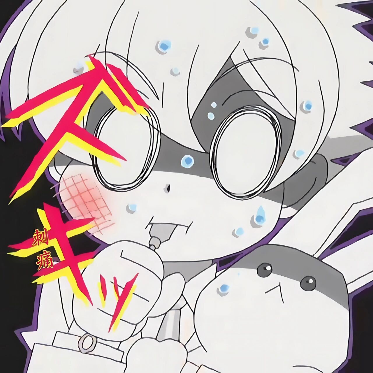 好可爱,honey前辈和小兔子的表情是一致的 小兔子和honey是全剧卖萌