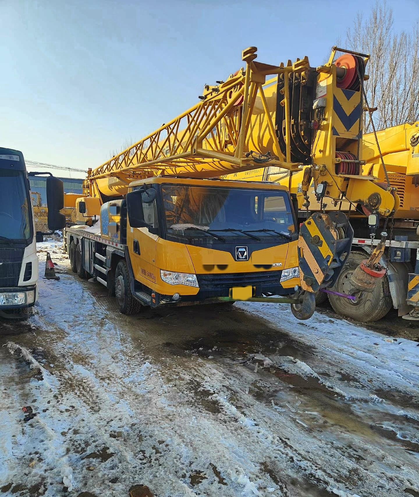 21年徐工xct25吨吊车,徐工最高配车型,因个人能力有限无力经营,现出