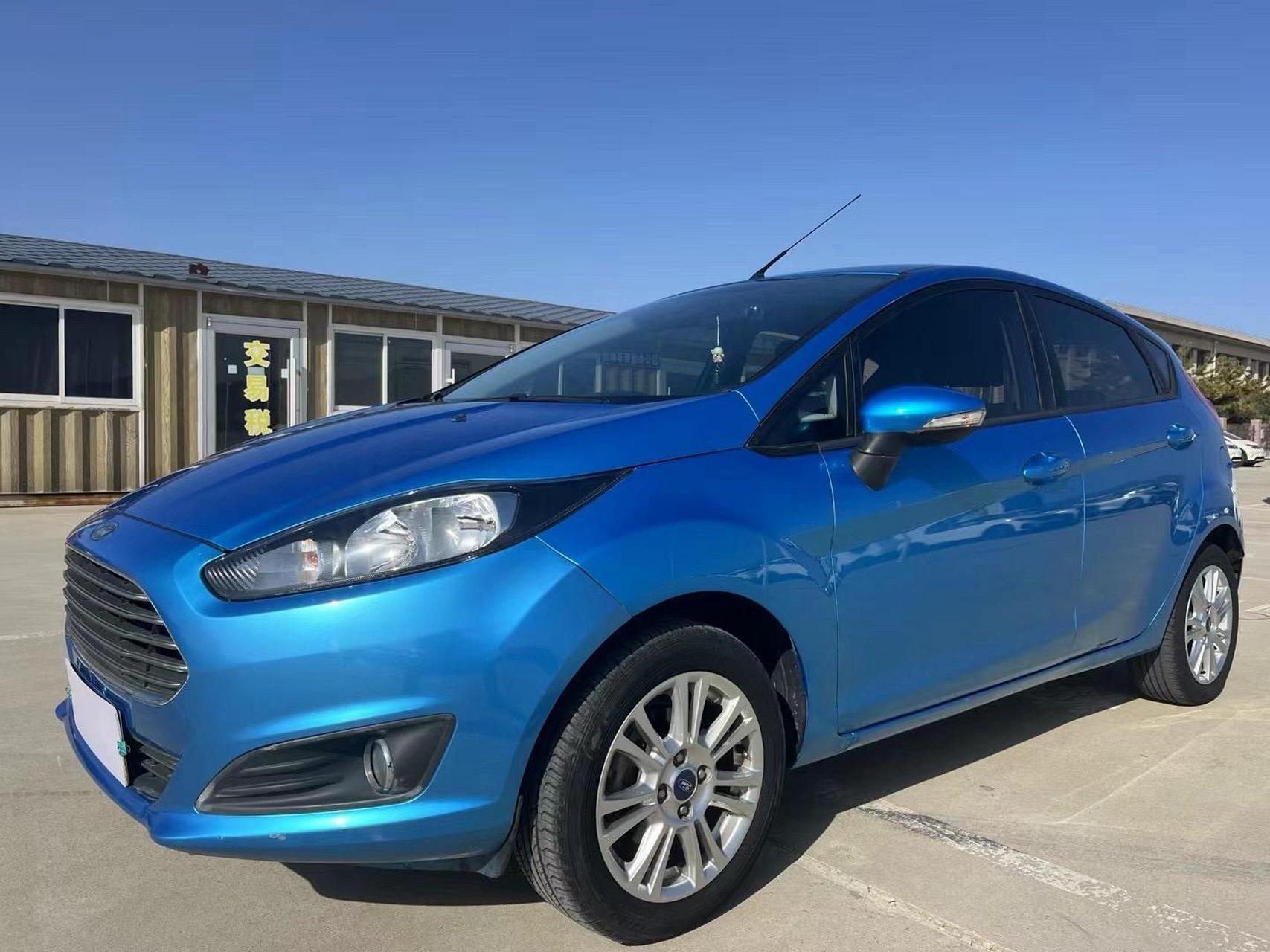 5自动挡  最美宝石蓝 全车原版基本原车漆 个人一手车 实表3万公里