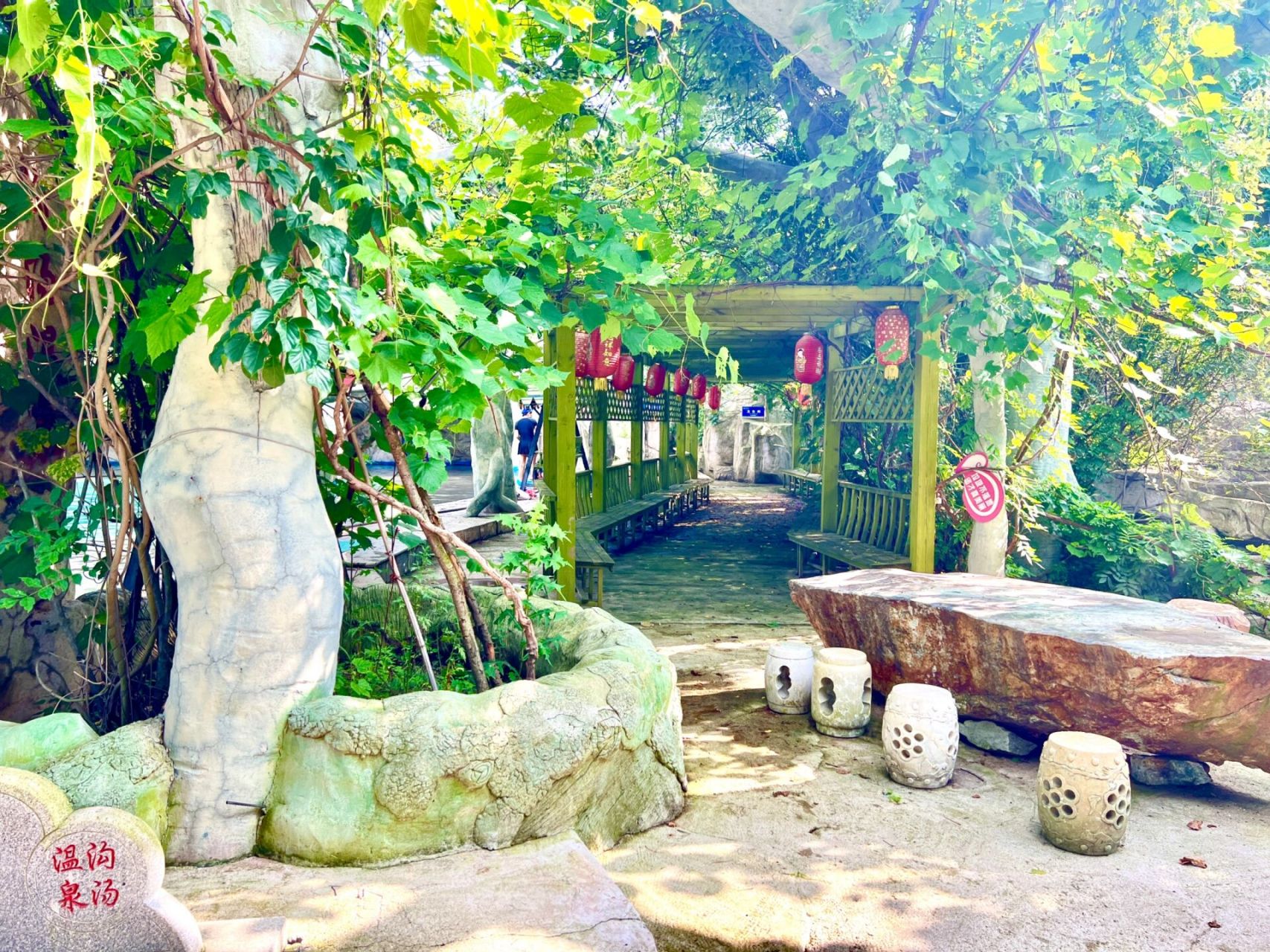 岫岩沟汤温泉 千年古汤 沟汤温泉的温泉形成于7亿3500万年前.