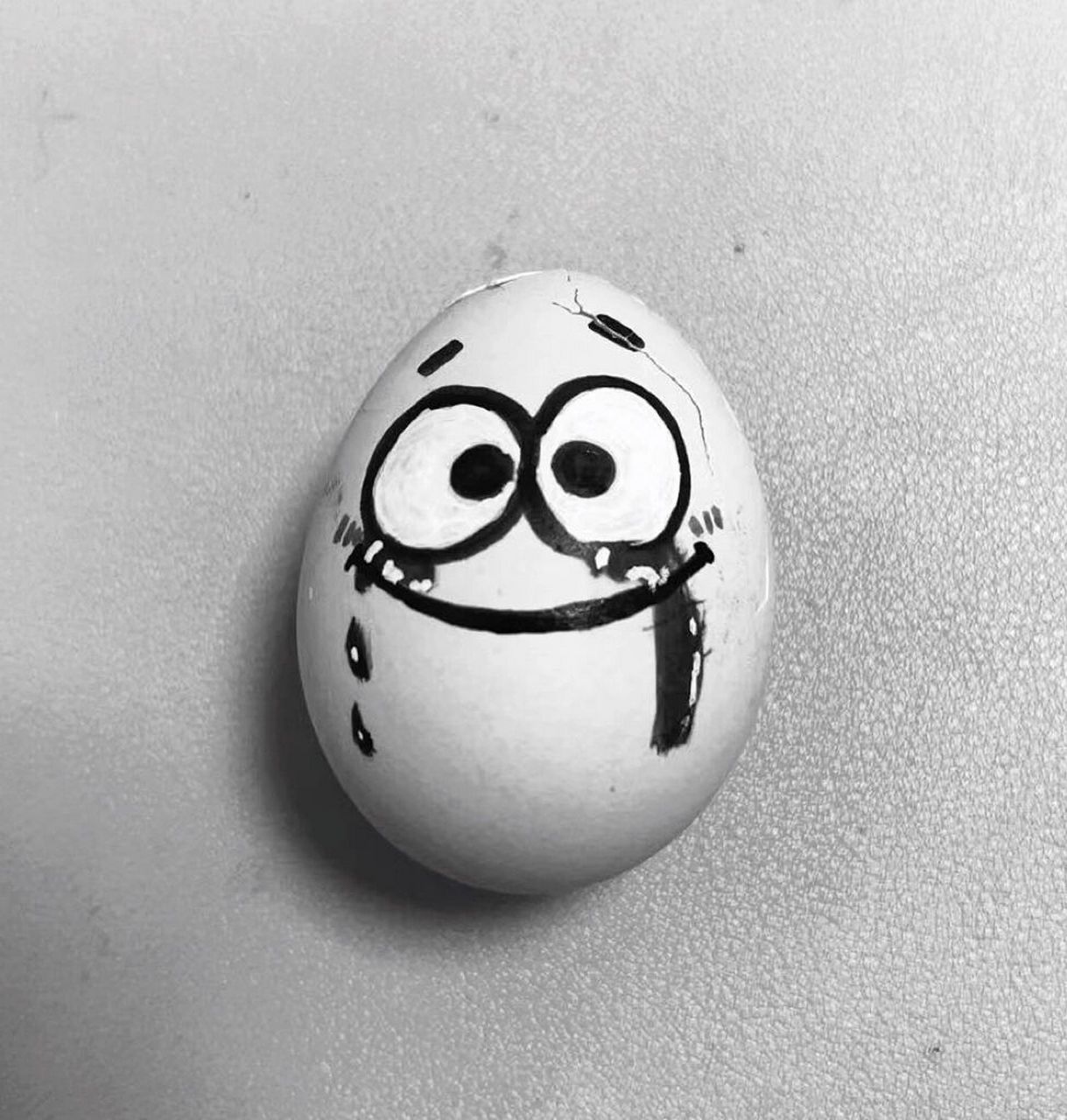 鸡蛋表情可爱绘画图片