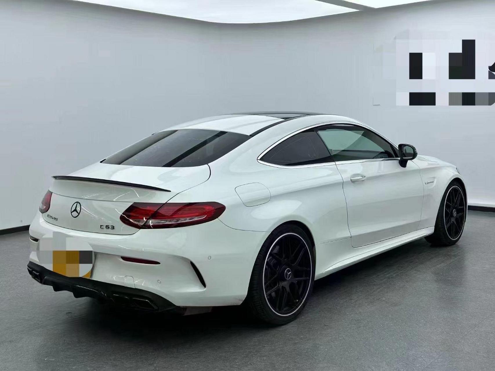 奔驰amg c63报价图片