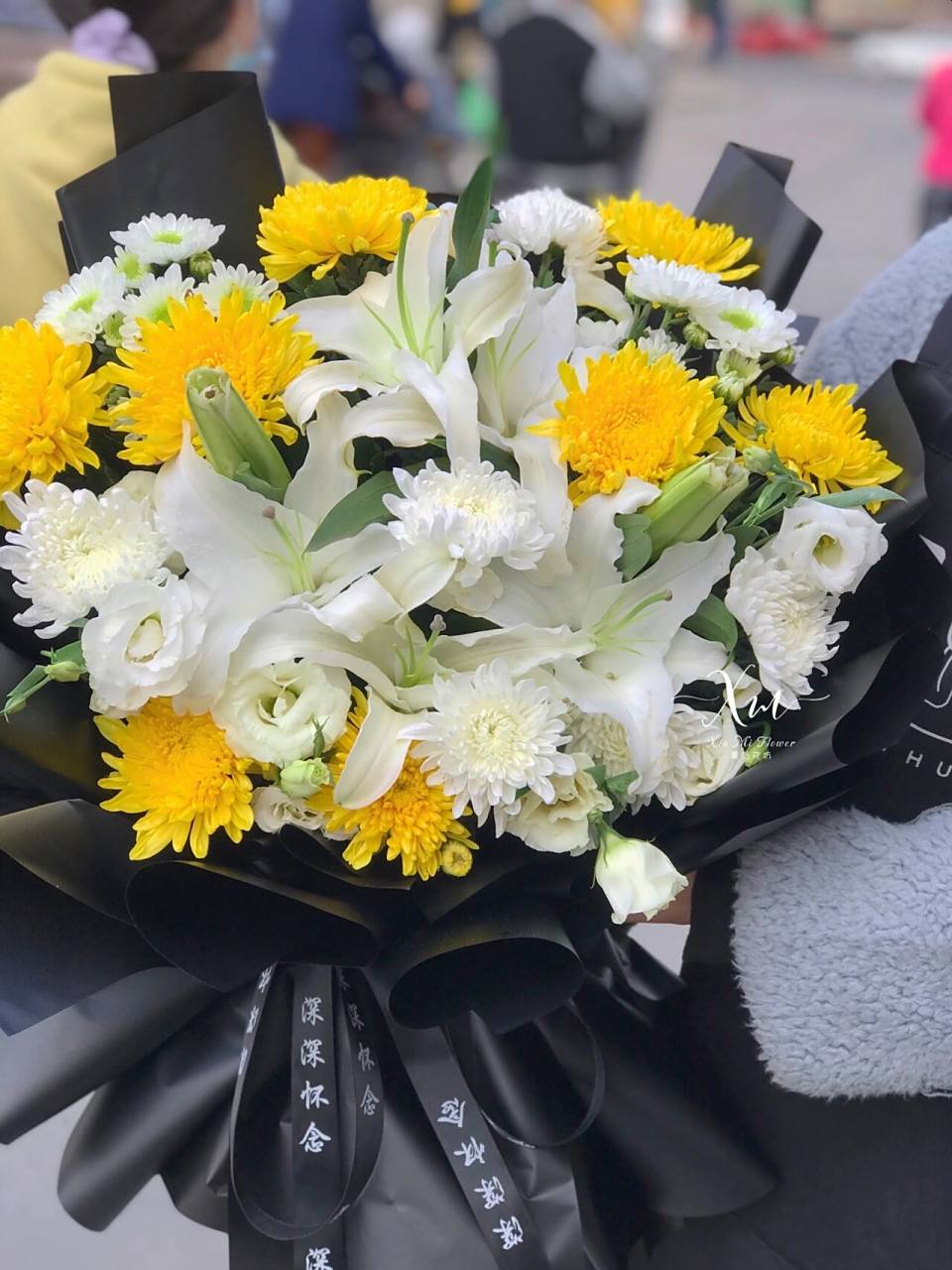 菊花花束#菊花祭奠 9797 以花寄相思,爱无止息; 清明用一束鲜花