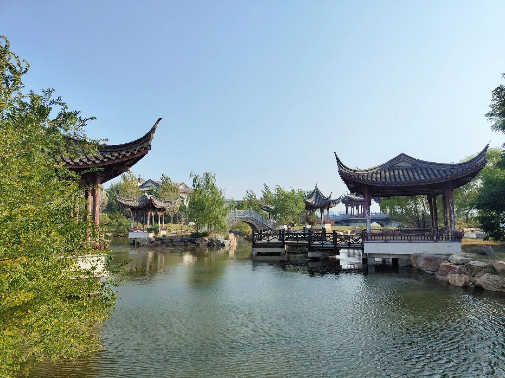 盘锦江南风情园 盘锦江南风情园,所见即所得,园子不大,不到两个小时就