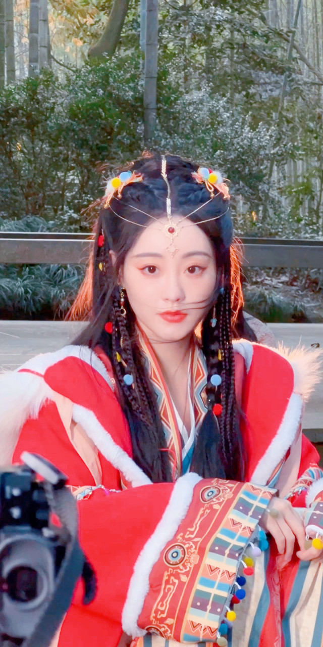 祝绪丹bambi红斗篷古风写真壁纸