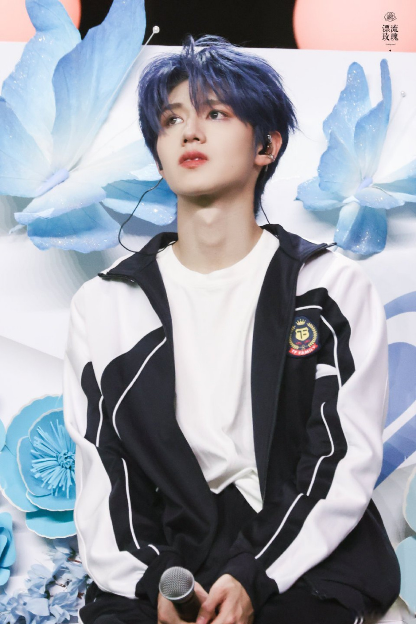 请时代峰峻公平对待朱志鑫#时代峰峻还朱志鑫c位 给朱志鑫艺考高考让