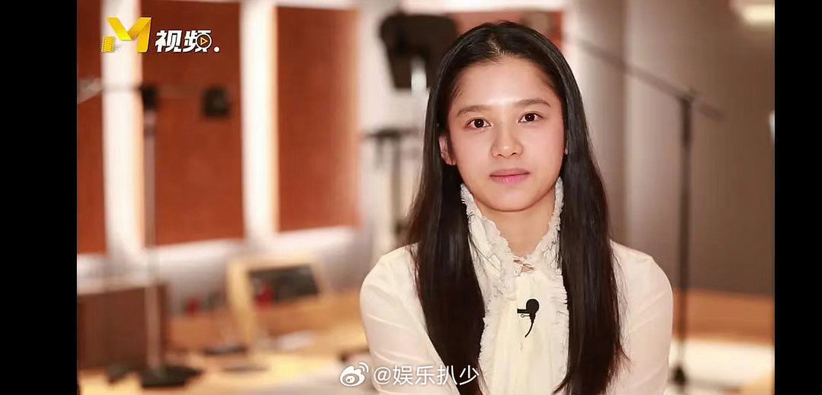 考古张婧仪旧照,原来现在都喊"公主"也是娱乐圈红气养人.