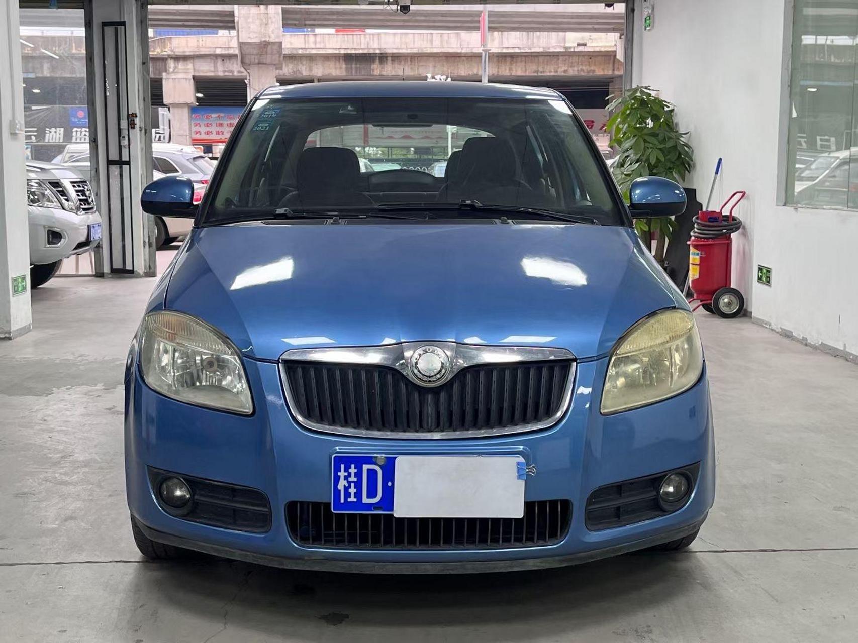 斯柯达晶锐只售13800元 10年12月上牌斯柯达晶锐1.