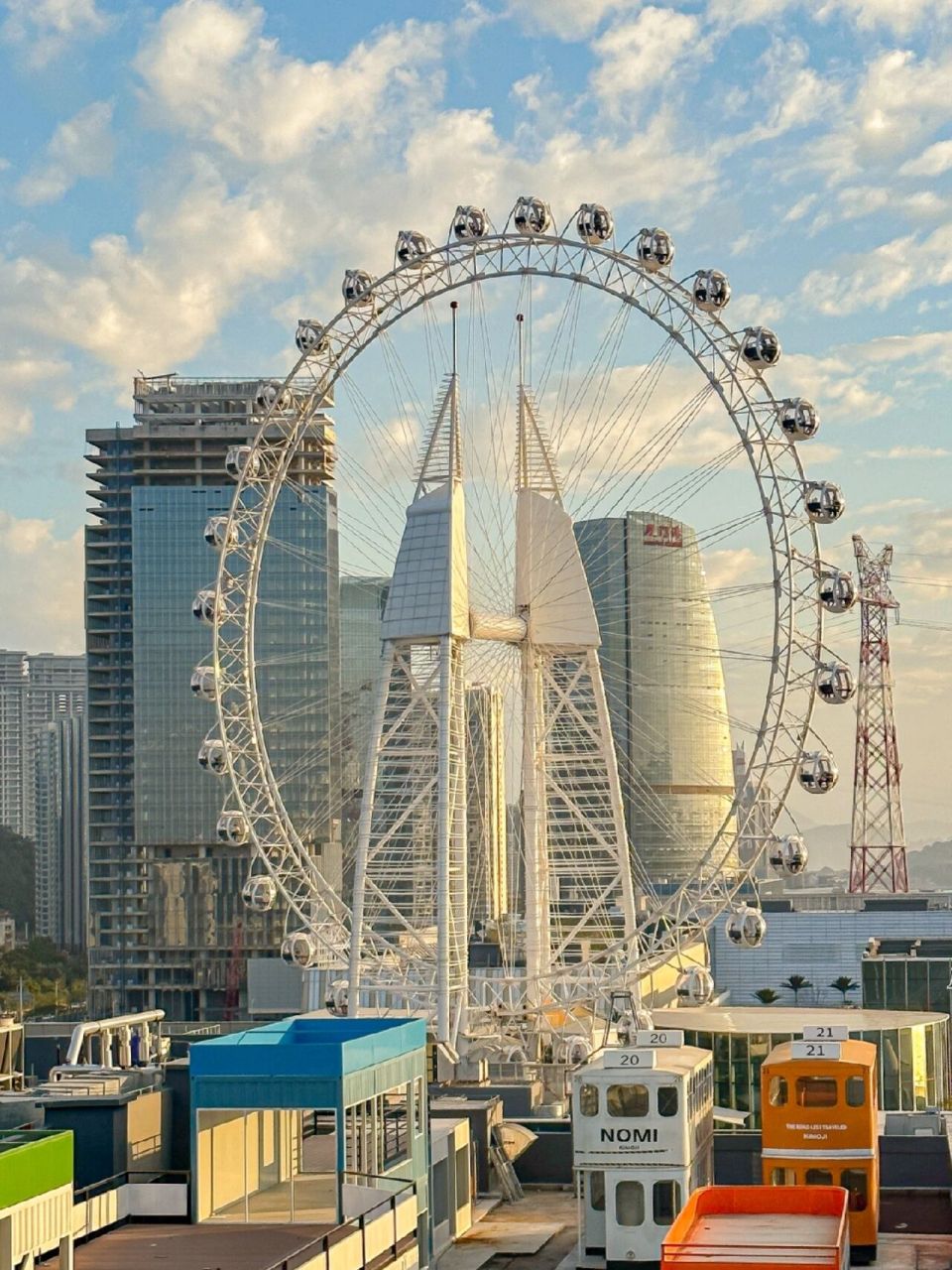 厦门最美落日当然要在摩天轮上看! 来厦门别再去海边人挤人看落日了!