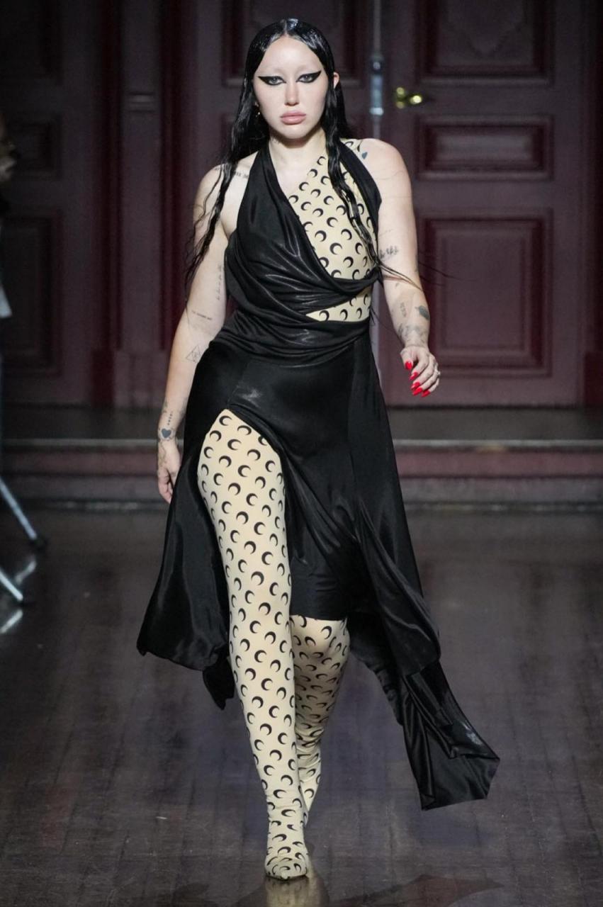 noah cyrus(诺雅·塞勒斯)为法国时尚品牌 marine serré 2024春夏大