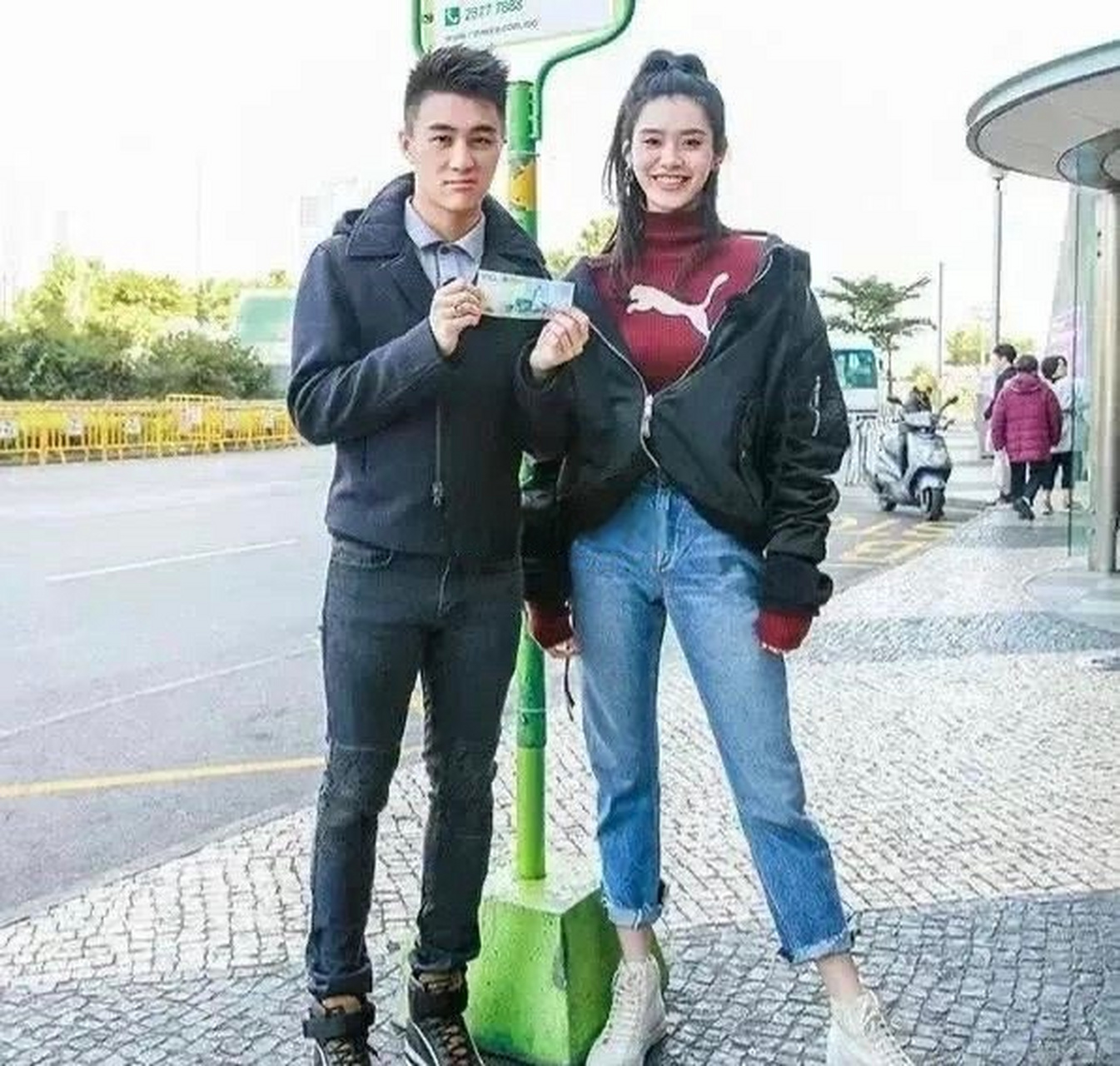 奚梦瑶的前男友居然是世界超模一哥sean opry,还出演过泰勒斯威夫特