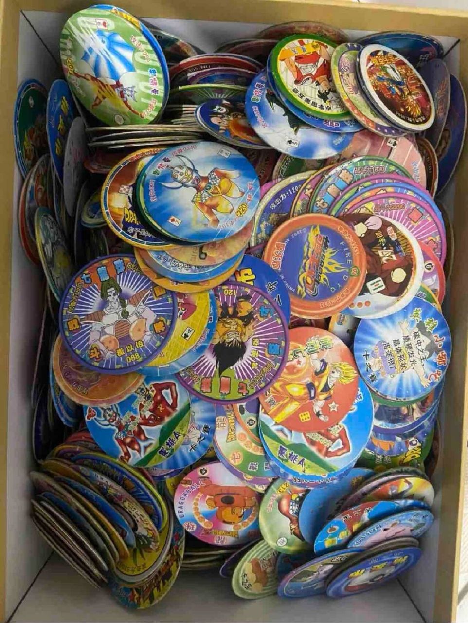 还记得小时候玩过的这个卡片吗?