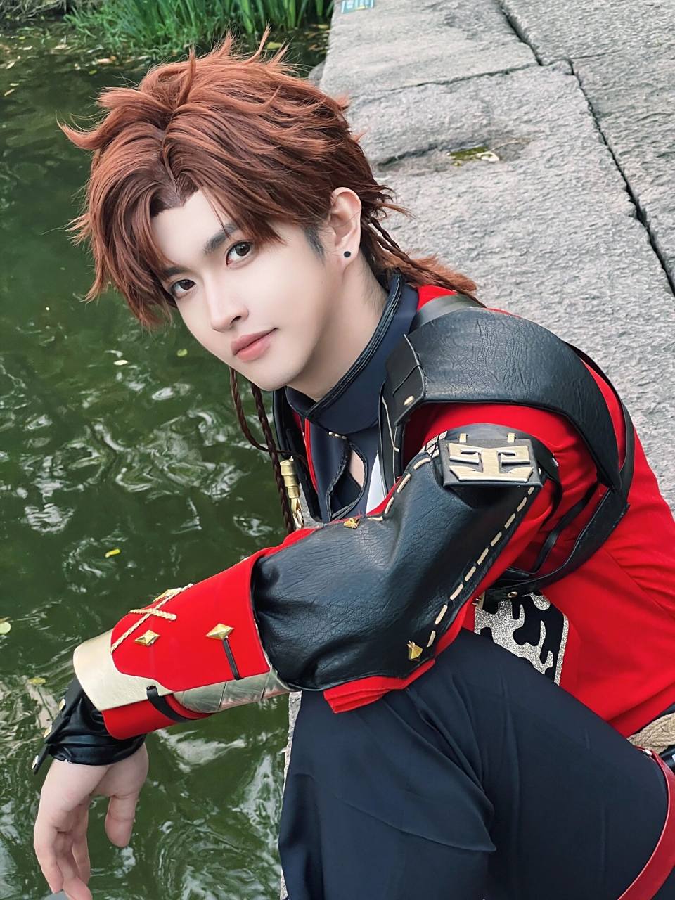 很有可能是最还原的代号鸢孙策cos 感谢 爆肝十天帮我搞的假发衣服