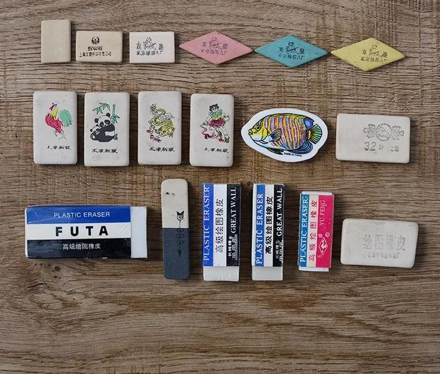 80后都用过的老式橡皮,颜色好看的橡皮擦不干净,擦的痕迹有点黑.白色