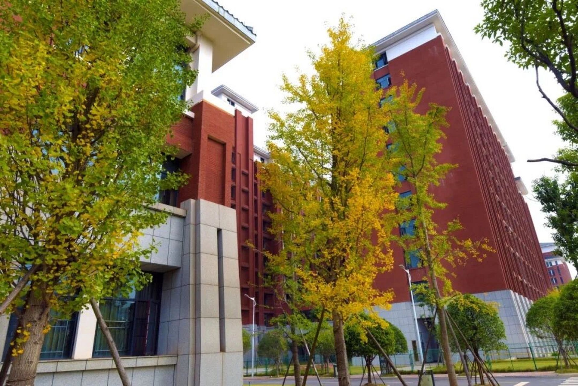 【湖南艺术职业学院】介绍 湖南艺术职业学校随时欢迎你们的到来哦