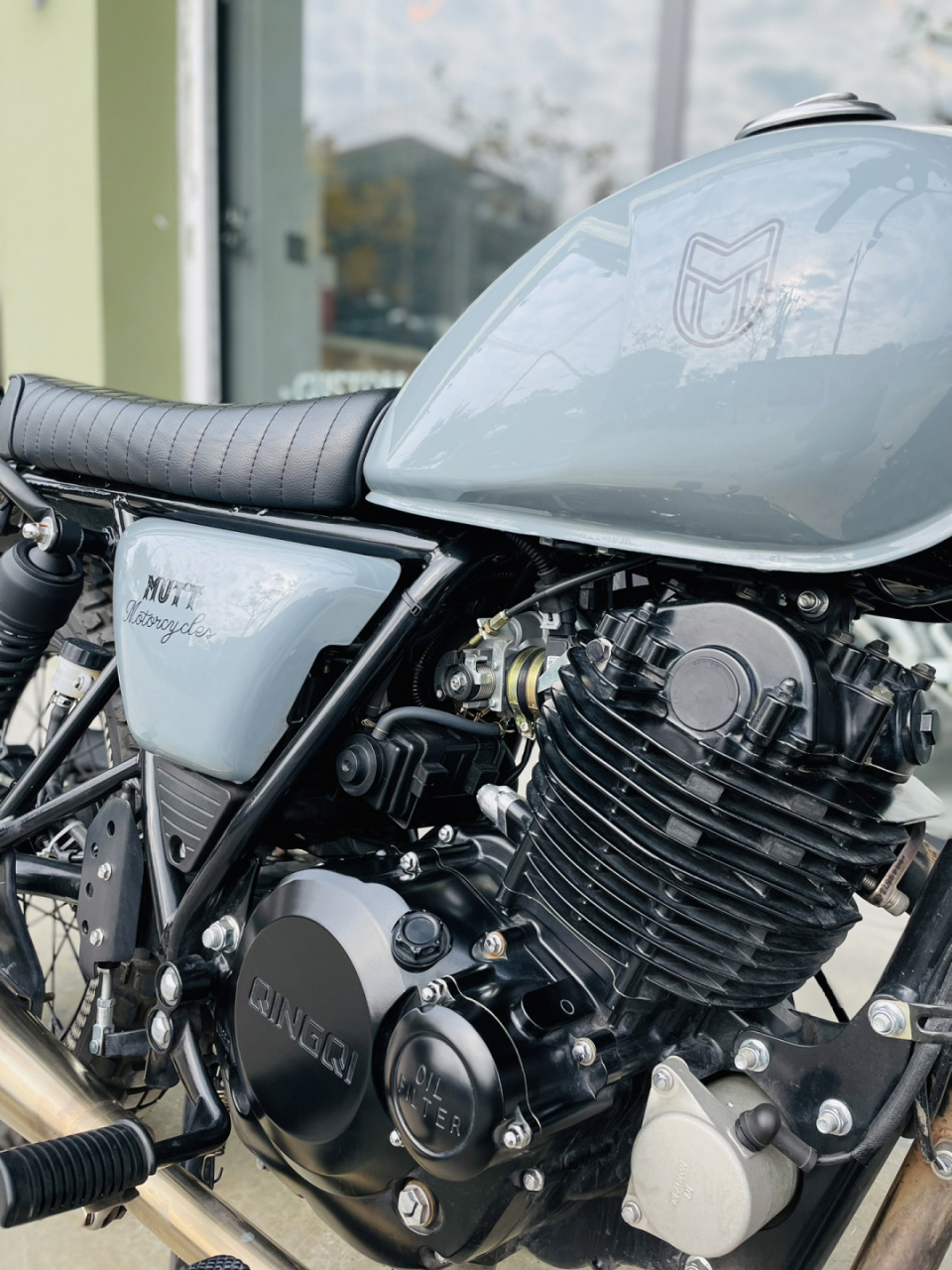 250天花板/轻骑大脚怪250 热度还是比较高,原厂复古,原厂abs 主要还是