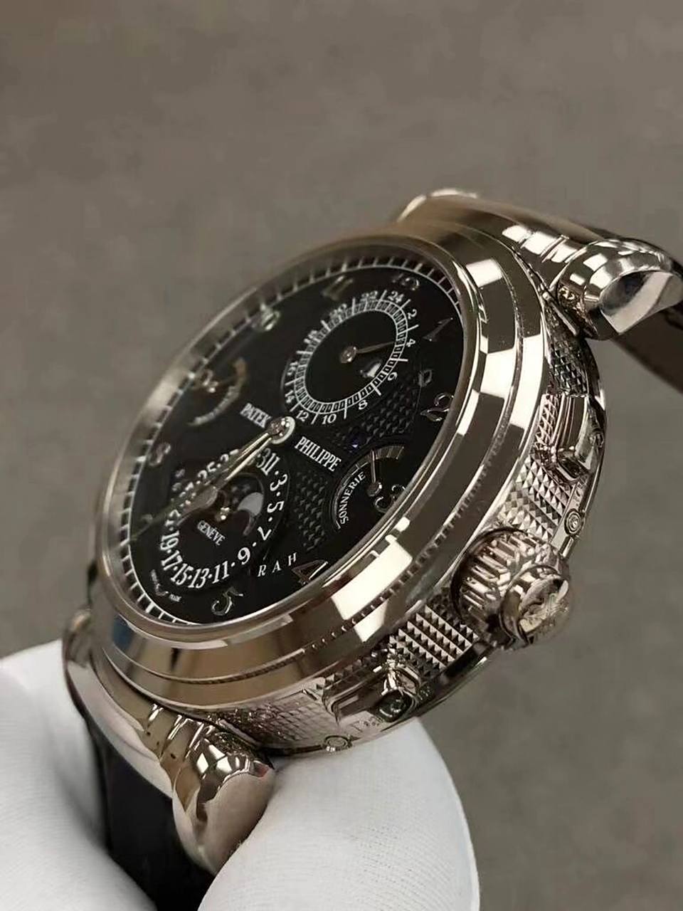 表中王者95百达翡丽6300g男士腕表 百达翡丽超级复杂功能时计系列