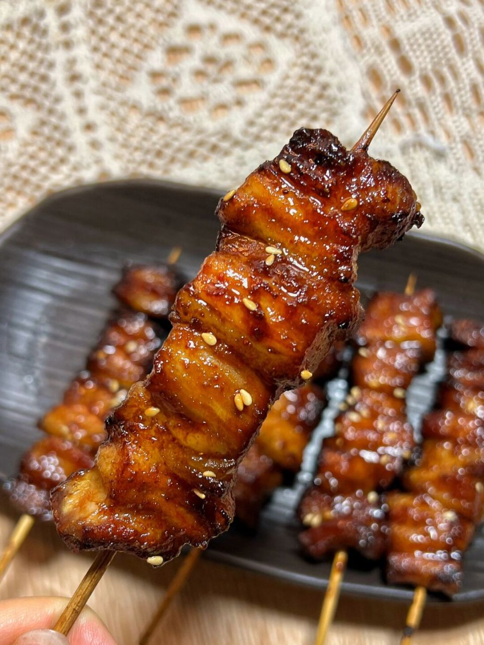 我这个烤五花肉串吃过的都夸! 有一次闺蜜尝了一口直接要走了配方!