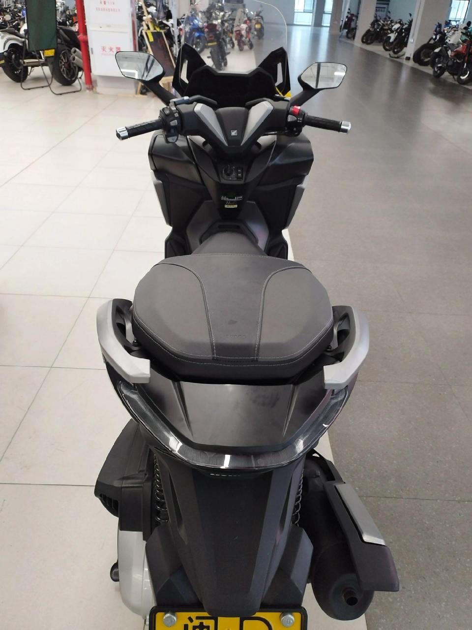 进口本田佛沙350踏板摩托车.四万多,一手车,进口