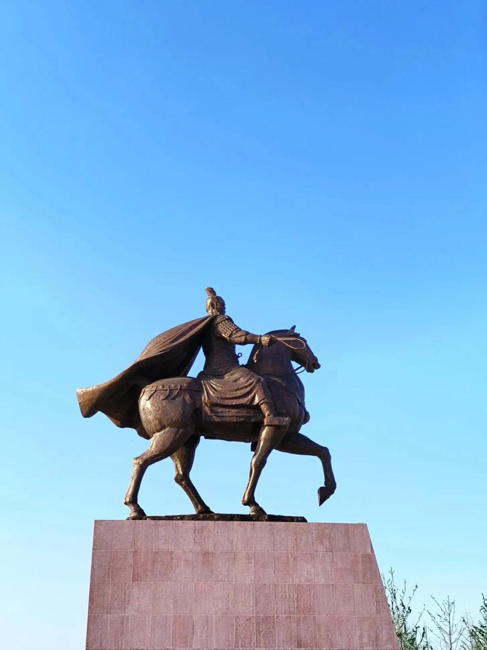 安阳高陵,又称曹操墓,位于河南省安阳市安阳县安丰乡西高穴村,占地