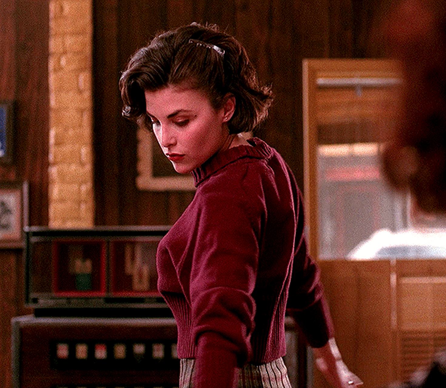 1990-1991美剧《双峰》里的雪琳·芬