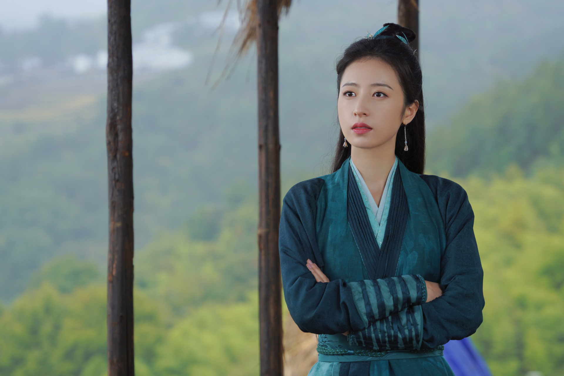 周雨彤 阿简:@周雨彤 表面:保持高冷,持续散发魅力9599 内心:我