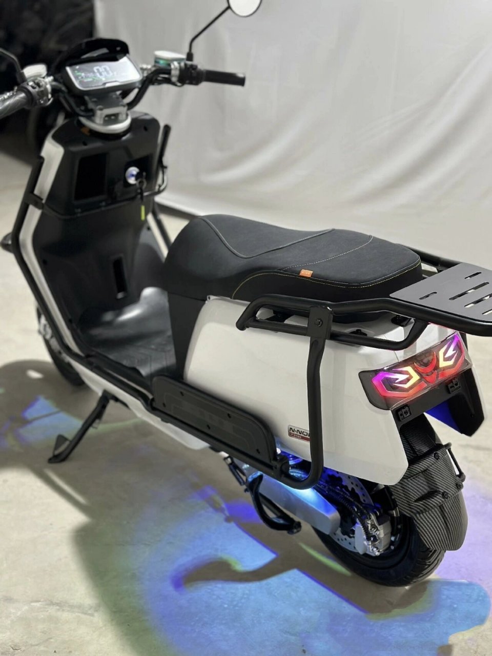 哈玲n1promax3899包邮 帅哥配靓车,哈铃n1 pro max高级配置国标电动车