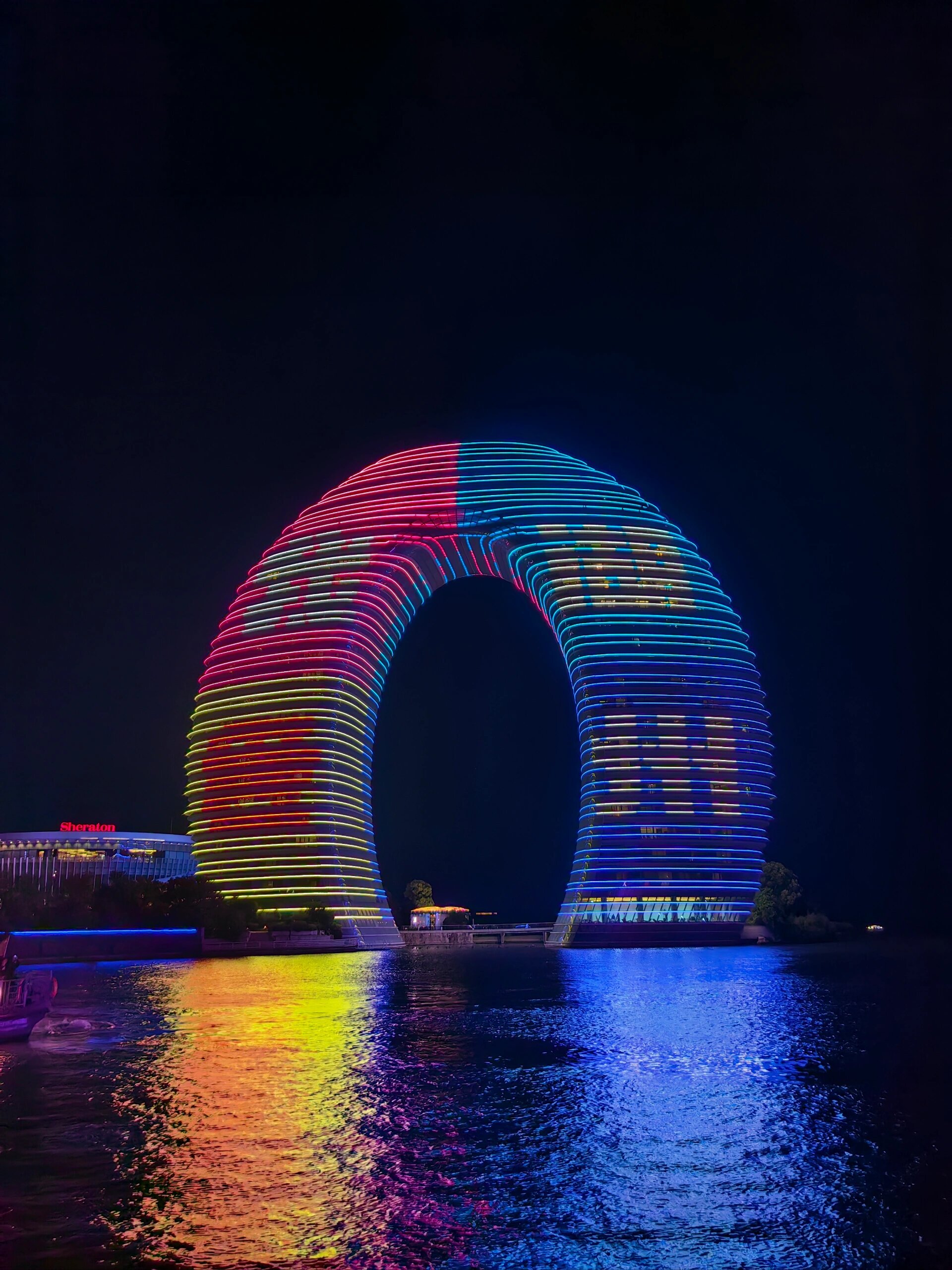 湖州南太湖月亮广场夜景