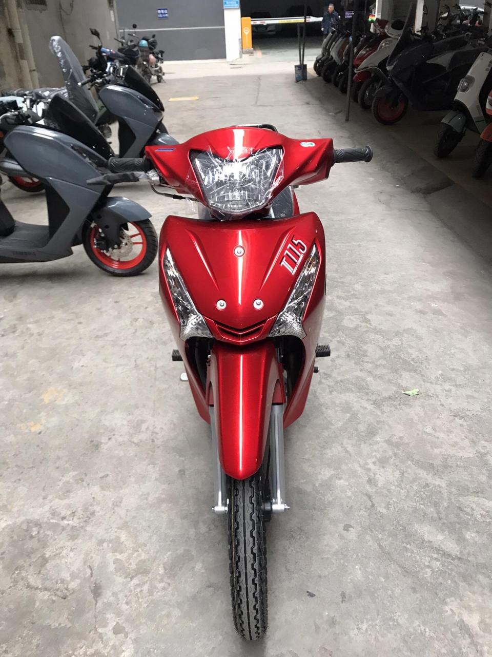 锋哥订的:雅马哈凌骏t115红色碟刹刚刚到货!