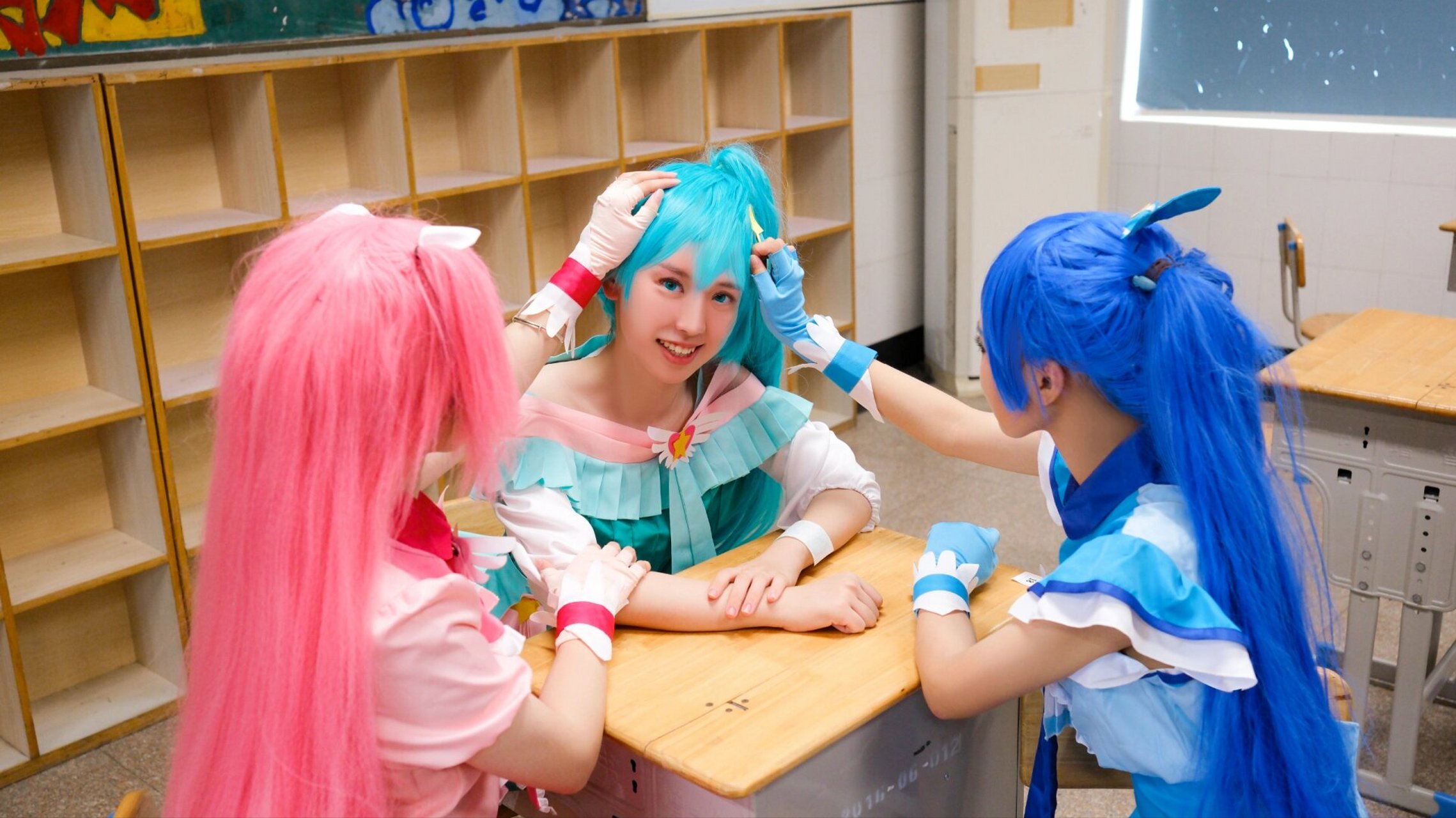 巴啦啦小魔仙cos团片～ 这是谁的时泪呀?