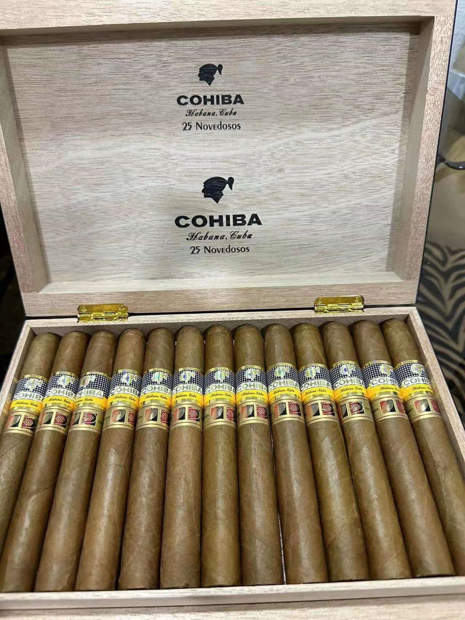 cohiba高希霸小说家来多伦多了 真香 【cohiba高希霸小说家】 【25支