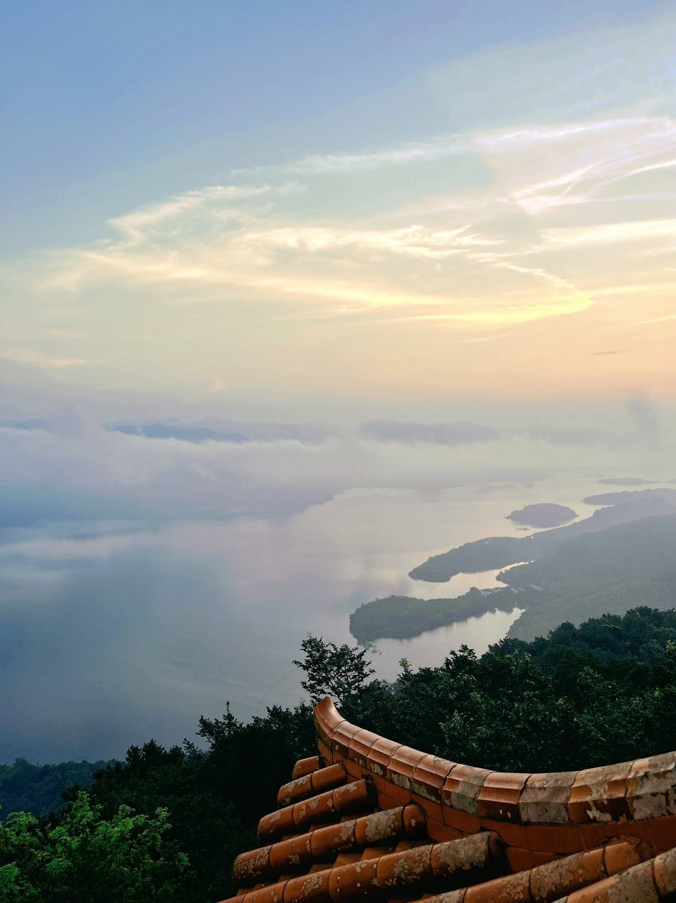 一些景色(广西百色) p1 大码头 p2-p3:百色浩坤湖 	 p4-p10: 百色澄碧