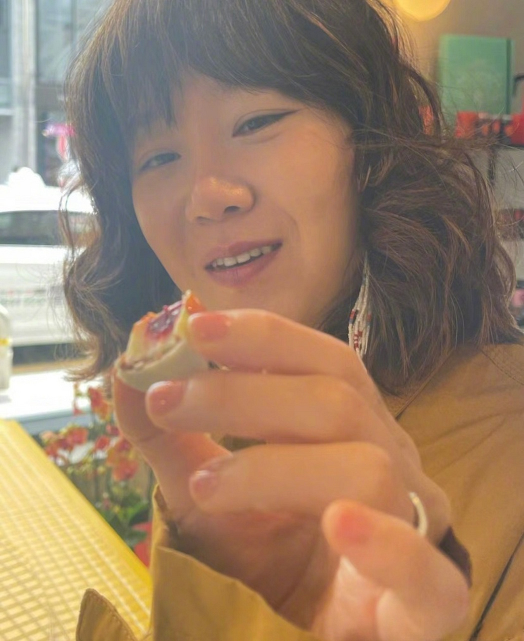 孔孝真欧尼的新发型,一如既往的随性!