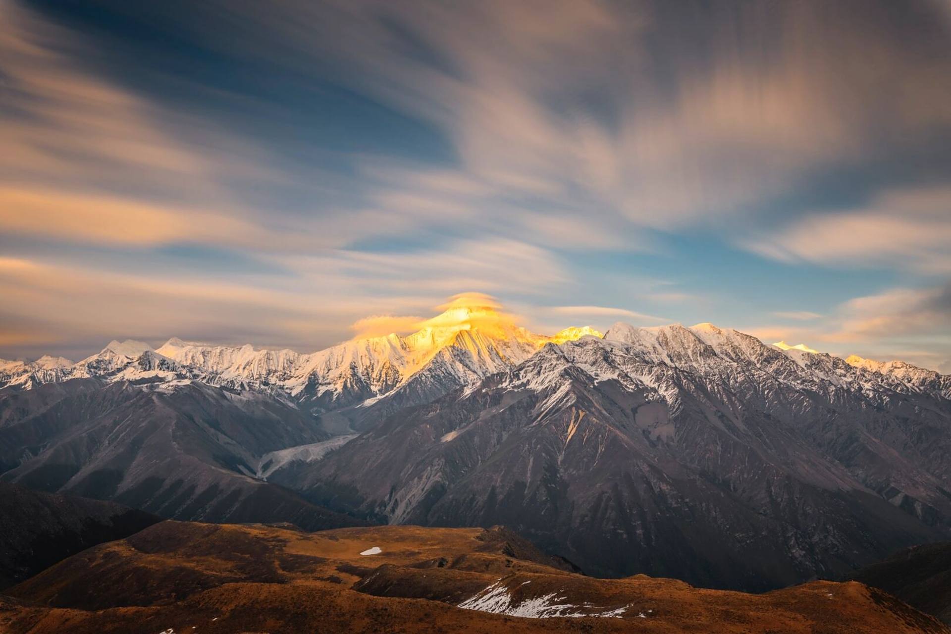 5月旅行|贡嘎雪山帽子云77日照金山全景97 在子梅垭口的时候,用