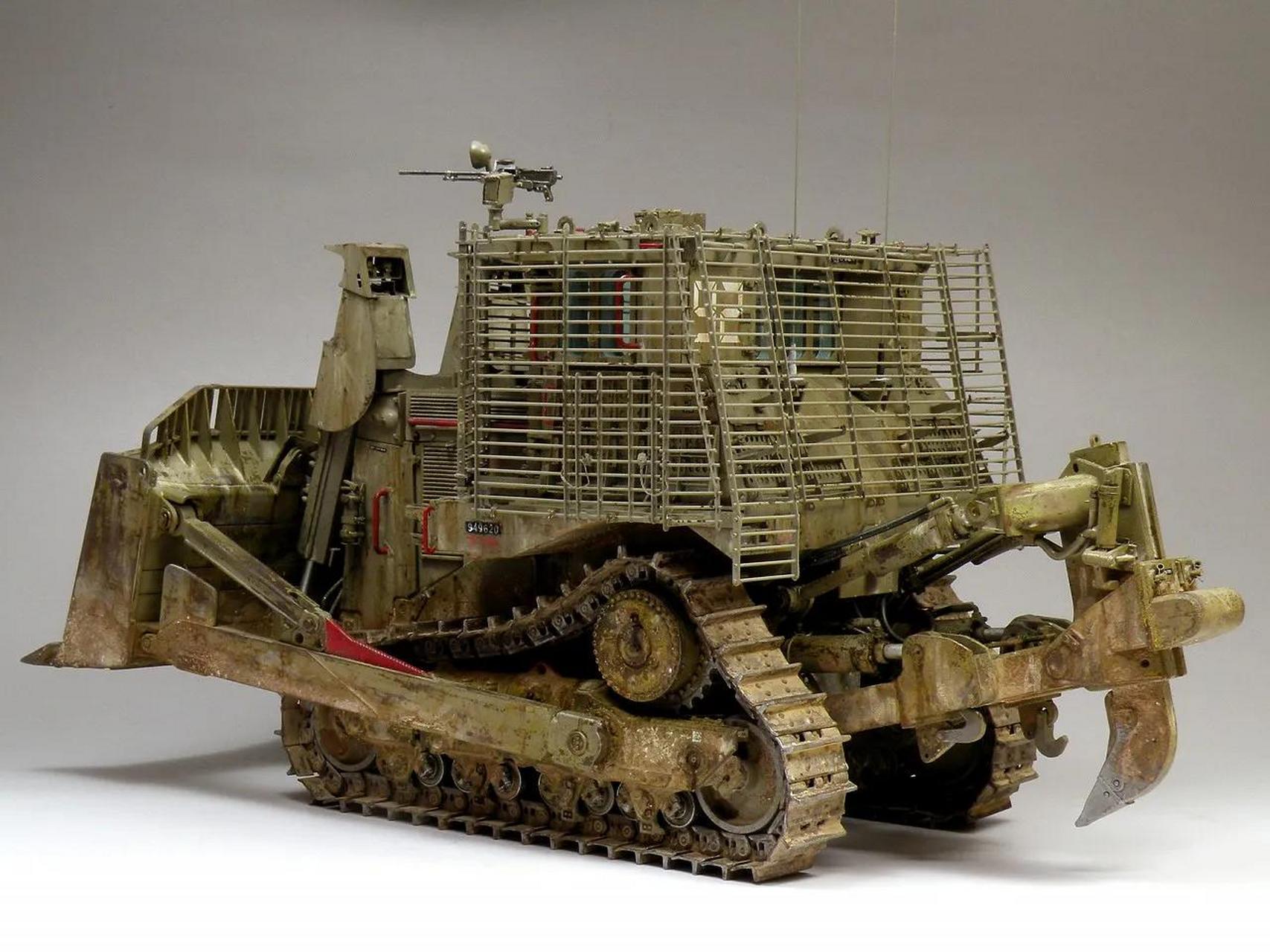 这是以色列装备的d9r装甲推土机,这东西即使在全世界范围内也不多见