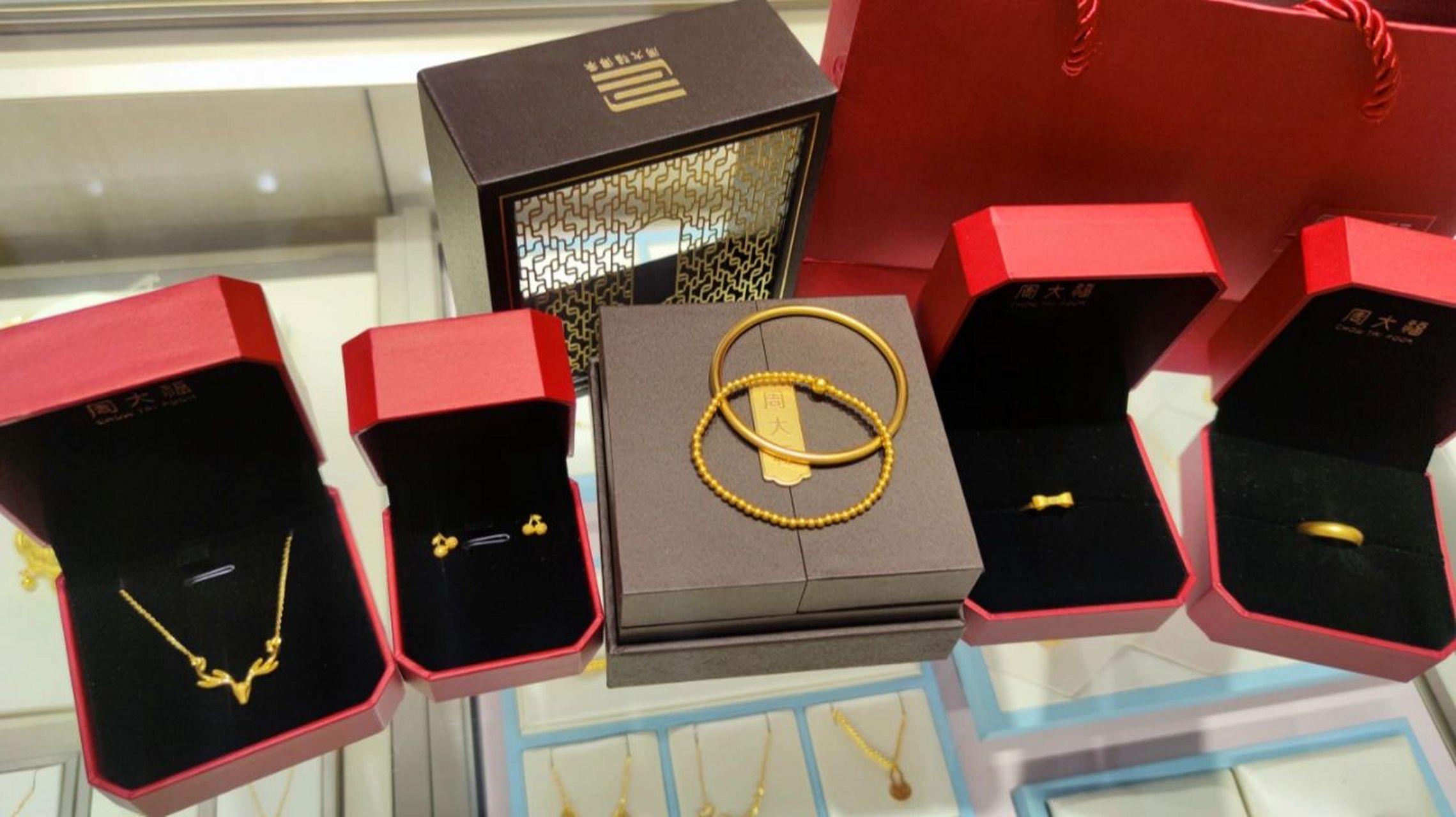 普通人的五金一钻,你们都是多少钱入的?