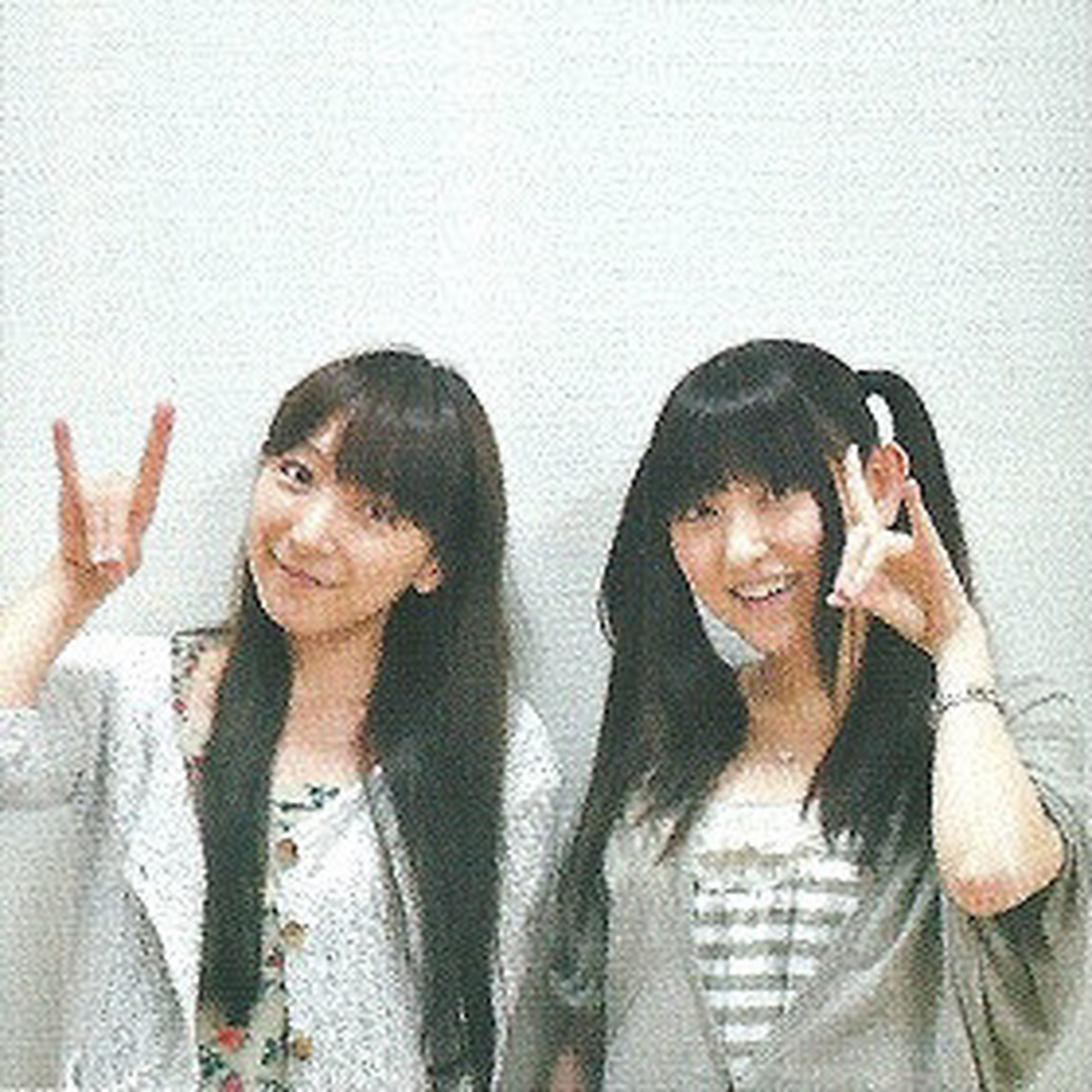 2000年,由声优堀江由衣和田村由加莉结成的组合大和抚子