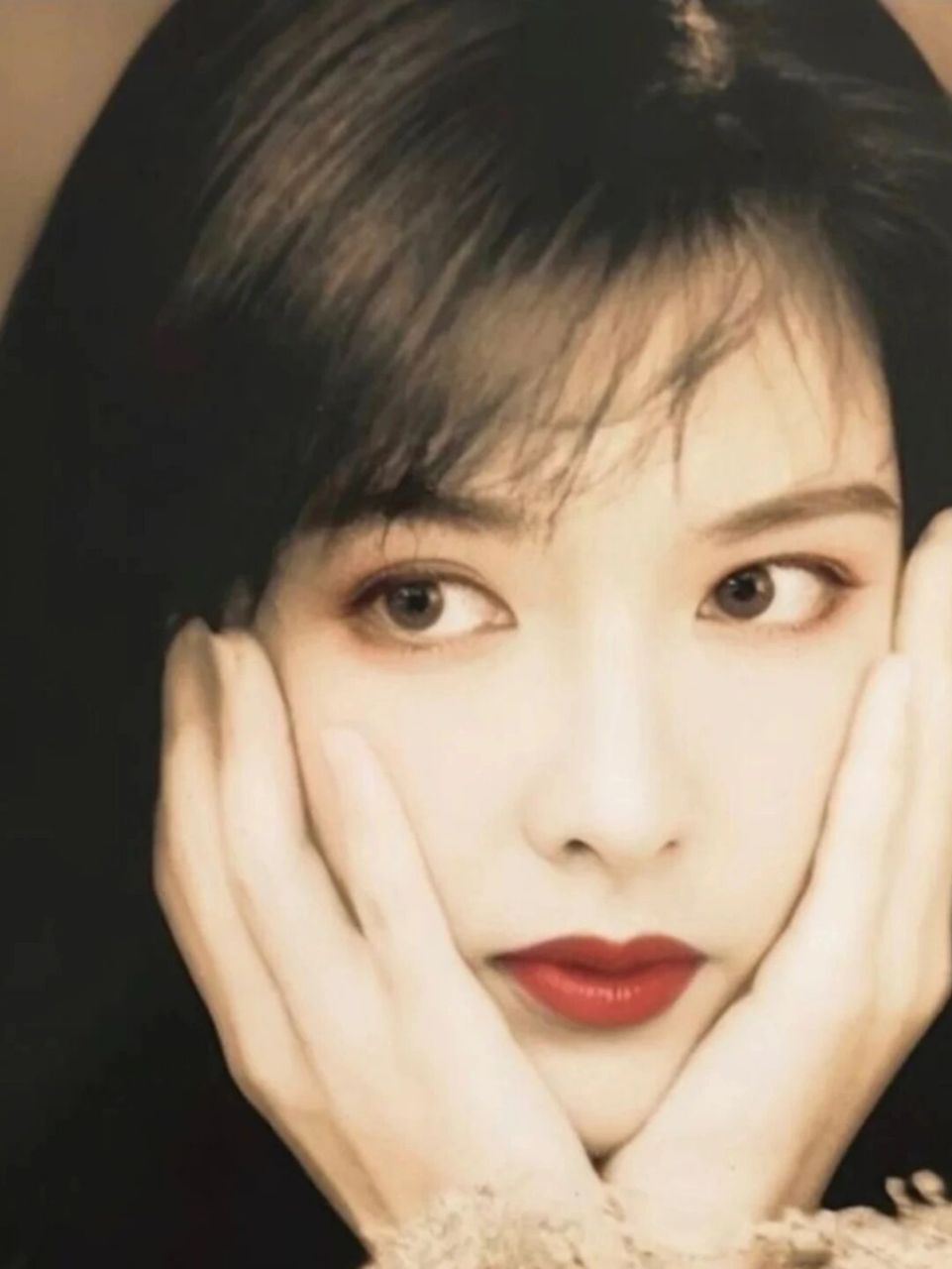 周慧敏头像美貌暴击!