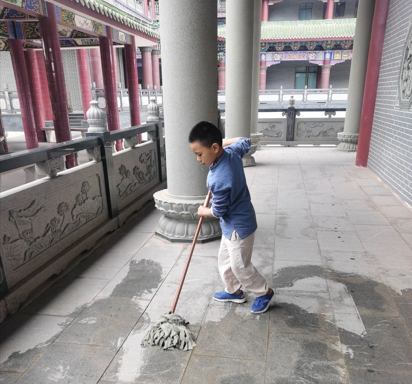 梅州兴宁慈光安养院  本人5月份去的梅州兴宁慈光安养院, 上个月我