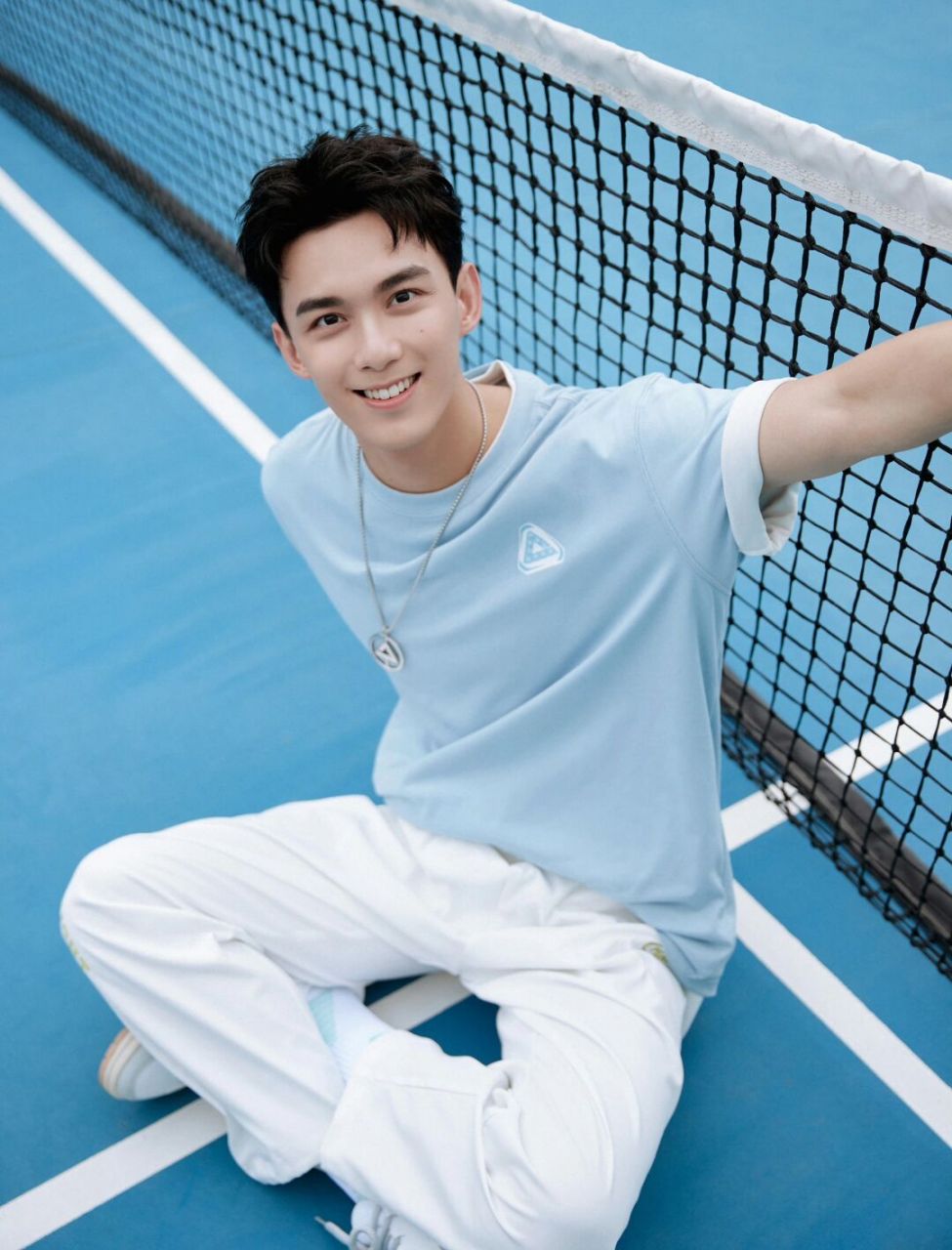 吴磊真的太适合运动装了,他近期活动和私服都是穿的匹克,看着好阳光好