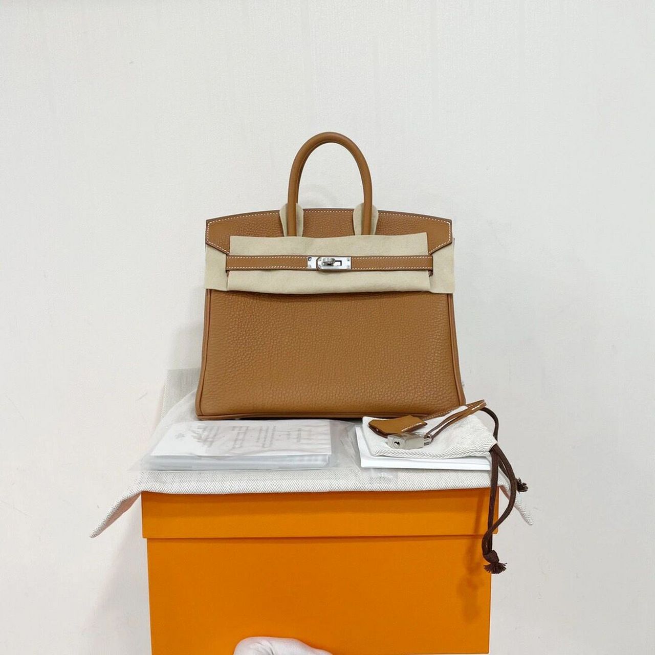 出94全新爱马仕birkin25金棕银扣u刻手提包  全新hermes爱马仕 金棕