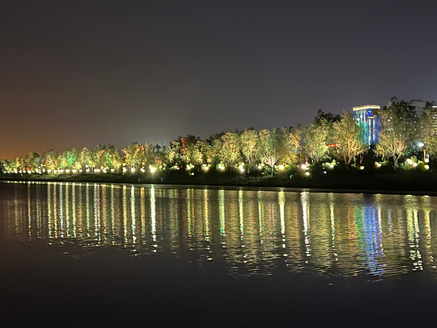 万千气象看山西##万千气象看中国#临汾市汾河文化生态区位于汾水之畔